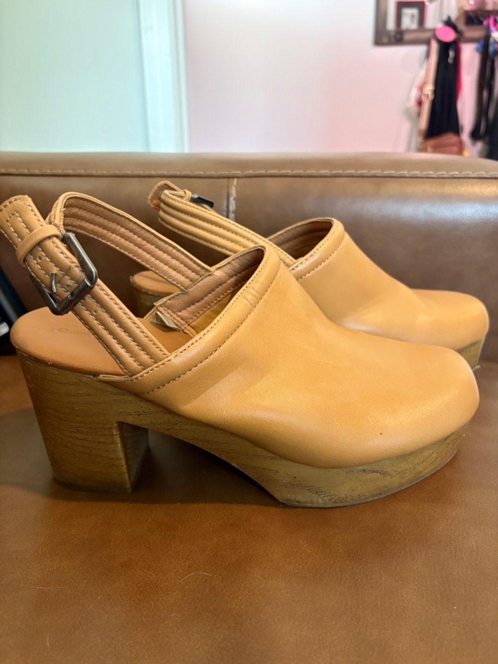 Women’s Tan Leather Slingback Platform Clogs
